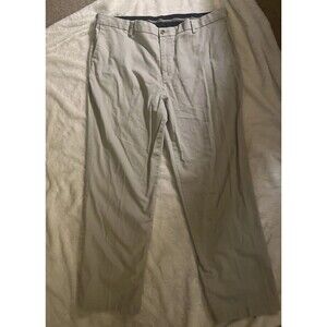 Dockers Signature Khaki Classic Fit Tan Chino Pants Men's Size 44 X 32